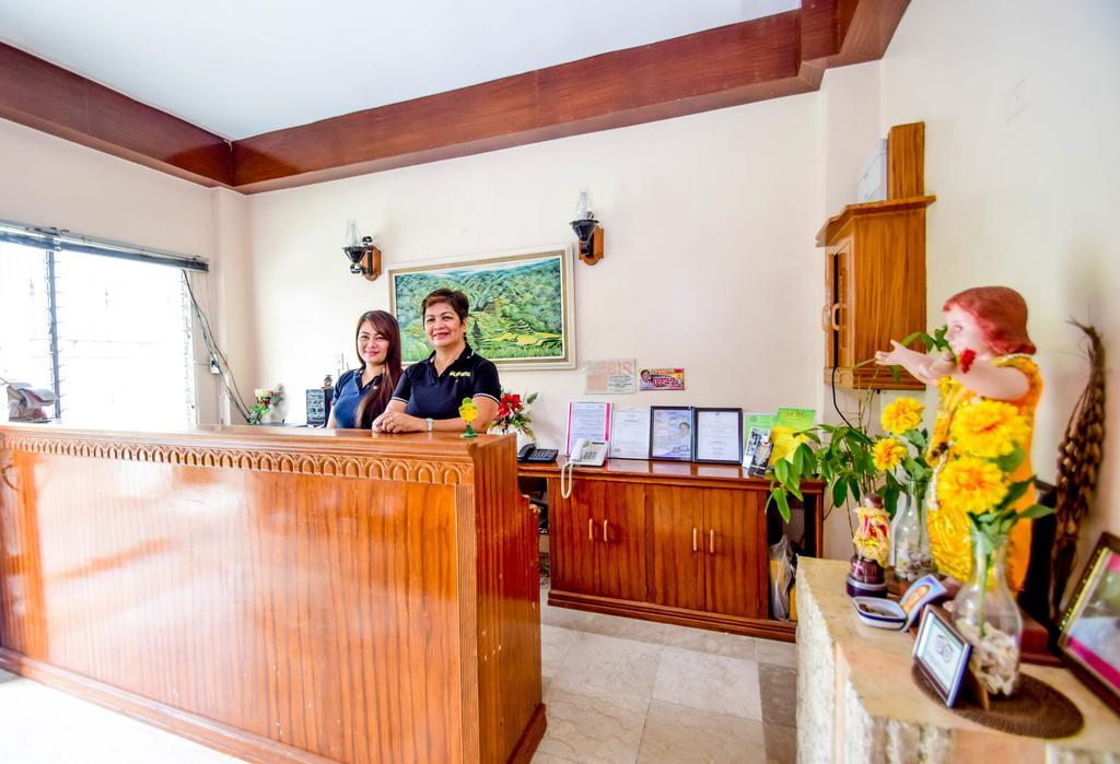 Kalibo Hotel Екстер'єр фото